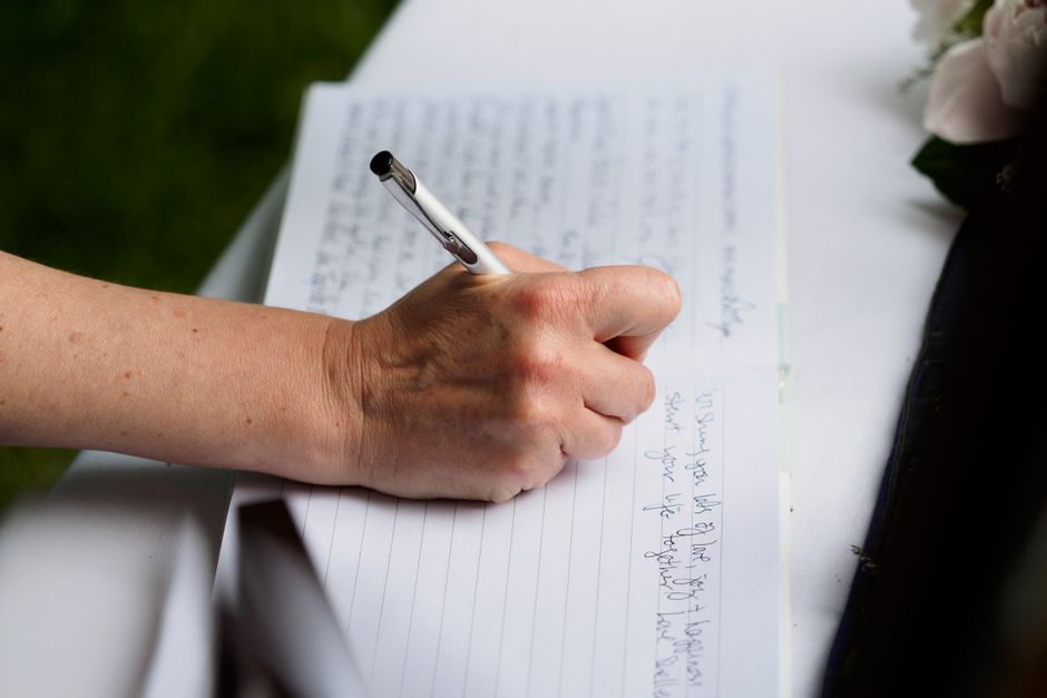 How Much Does Paper Grain & Signature Folding Really Cost in 2026? Budget & Gear
